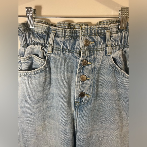 Zara High Rise Paper Bag Waist Jeans - Picture 2 of 11